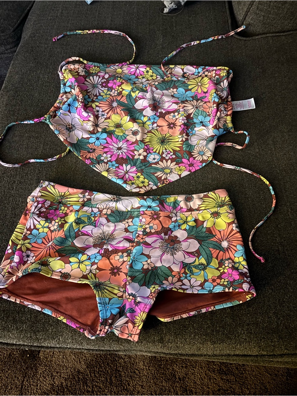 (A303) Womans 2Pc Floral Swim Shorts Bottom and Halter Top- Top XL Bottoms M